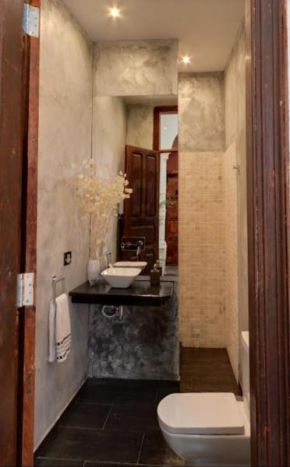 La Colonial